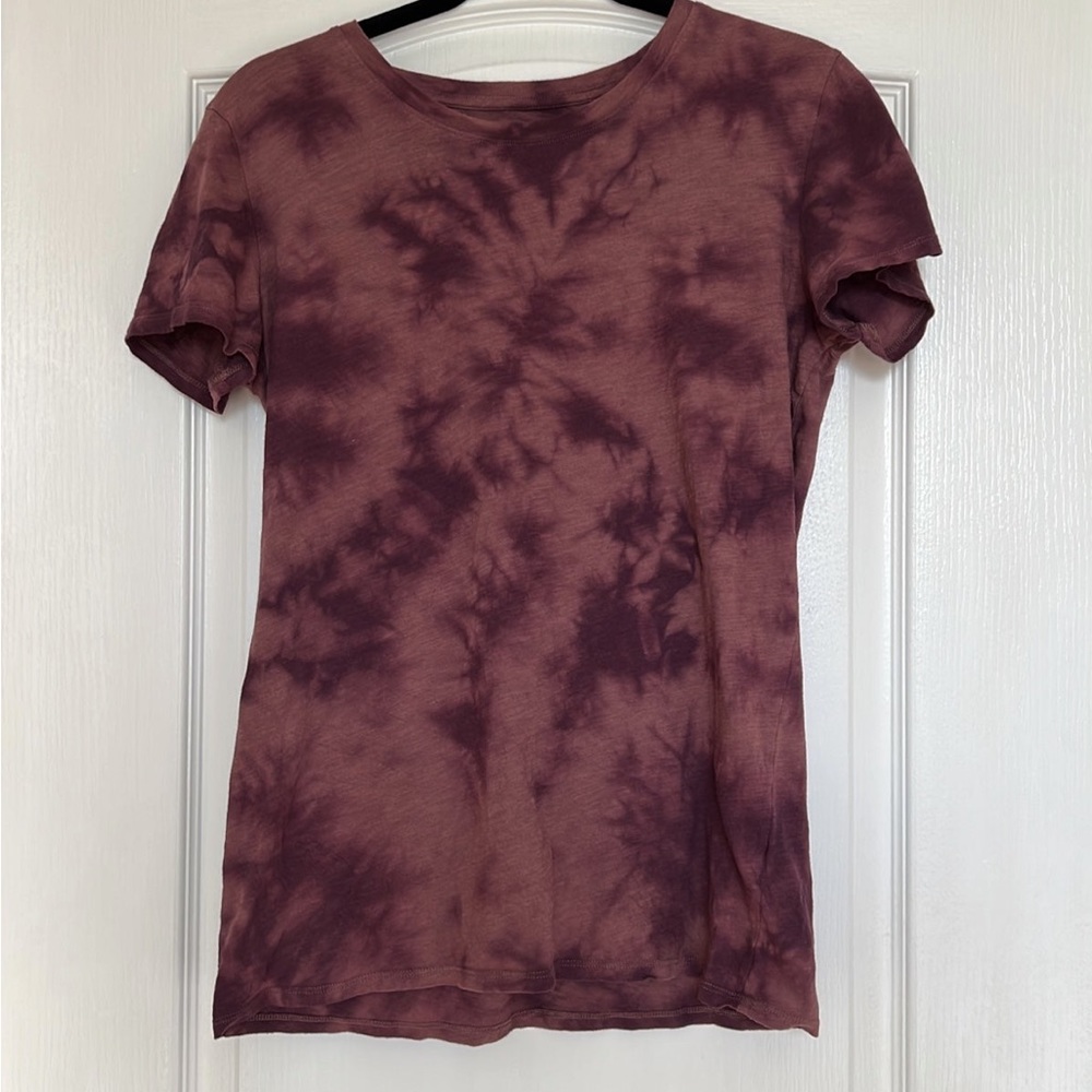 VS PINK tie dye shirt size S